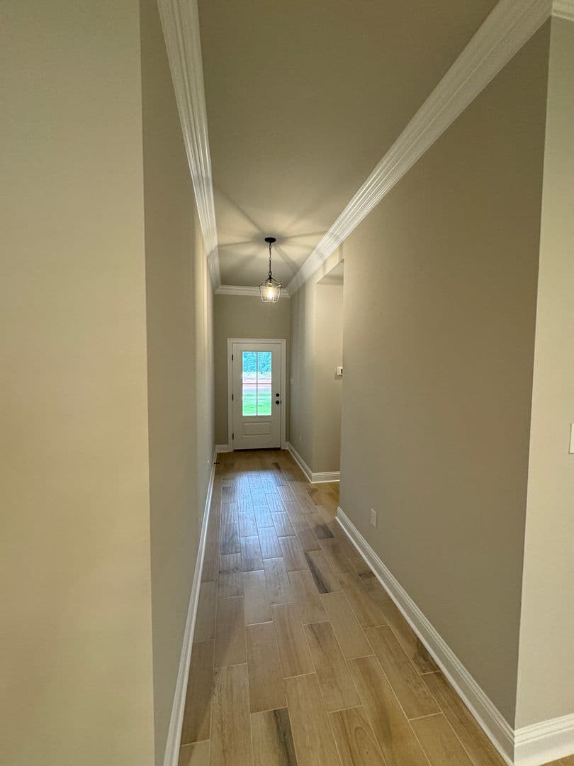 Haughton House: 607 Cabernet Court