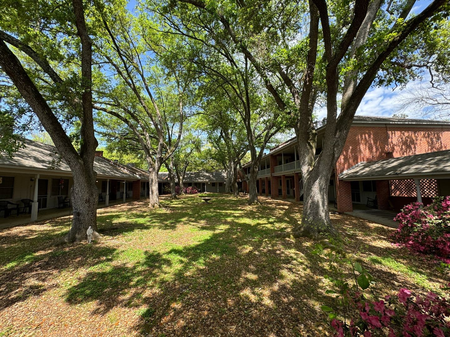 Shreveport Apartment: 3875 Line Avenue