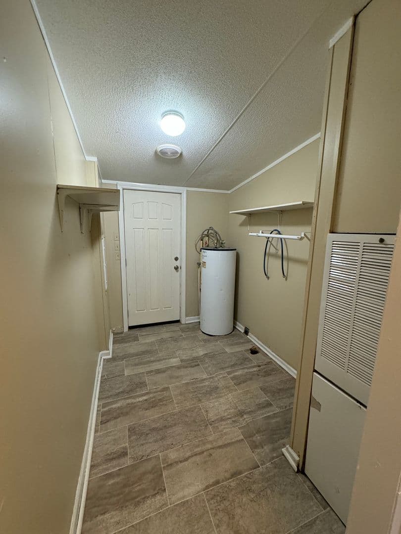 Shreveport House: 161 Flournoy Lucas Road