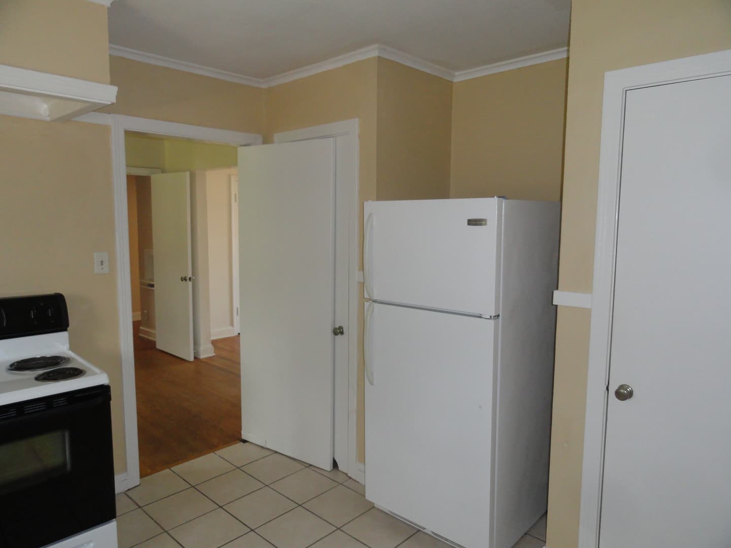 Shreveport Apartment: 212 Ashley Drive