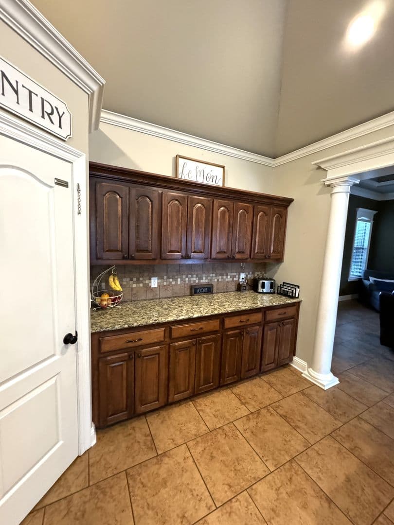 Haughton House: 304 Boulder Drive