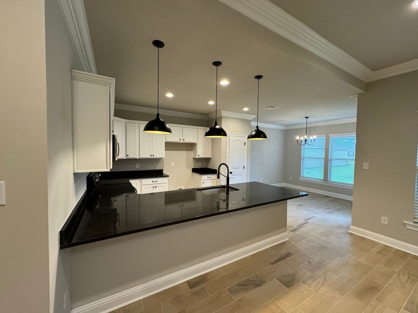 Haughton House: 607 Cabernet Court
