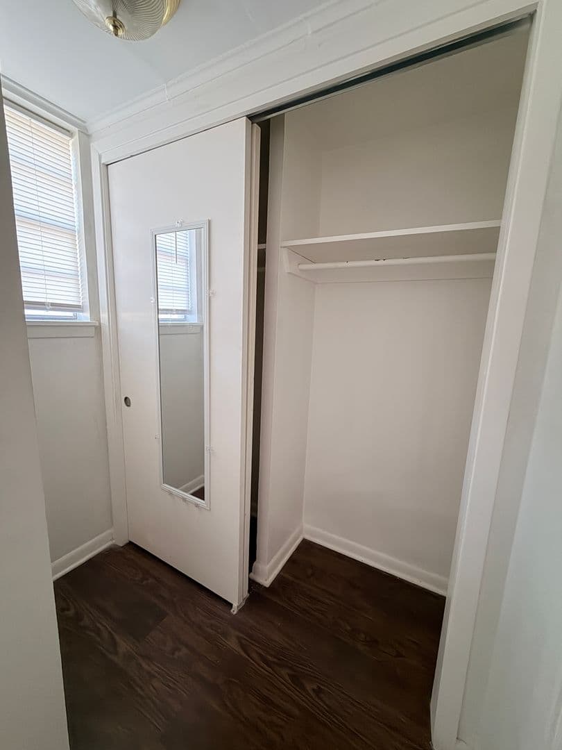 Shreveport Apartment: 3875 Line Avenue