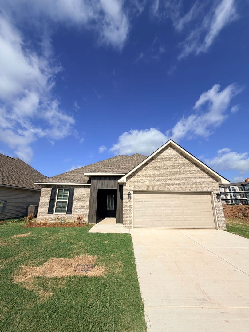 Bossier City House: 820 Venecia