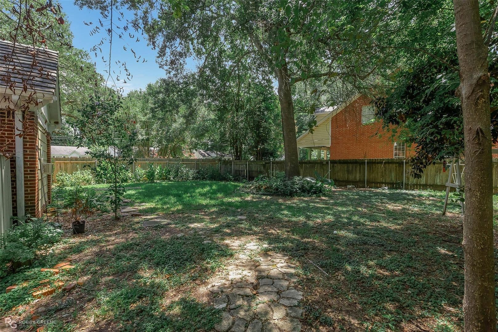 Shreveport House: 1212 East Kings Highway