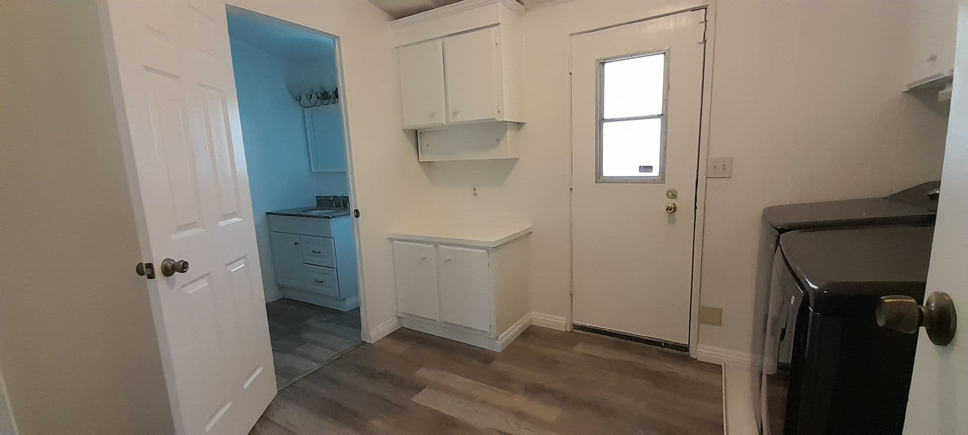 California City House: 21801 69th St