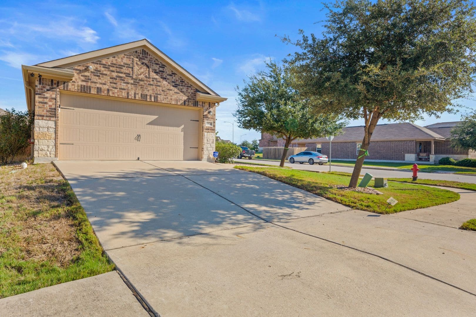 Manor House: 19824 Grover Cleveland Way