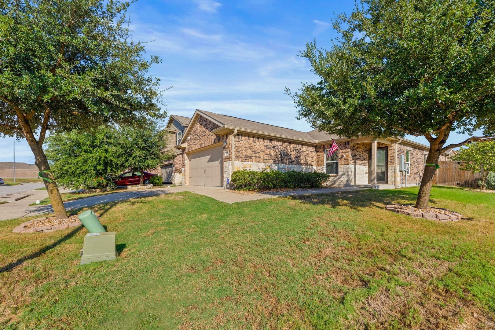 Manor House: 19824 Grover Cleveland Way
