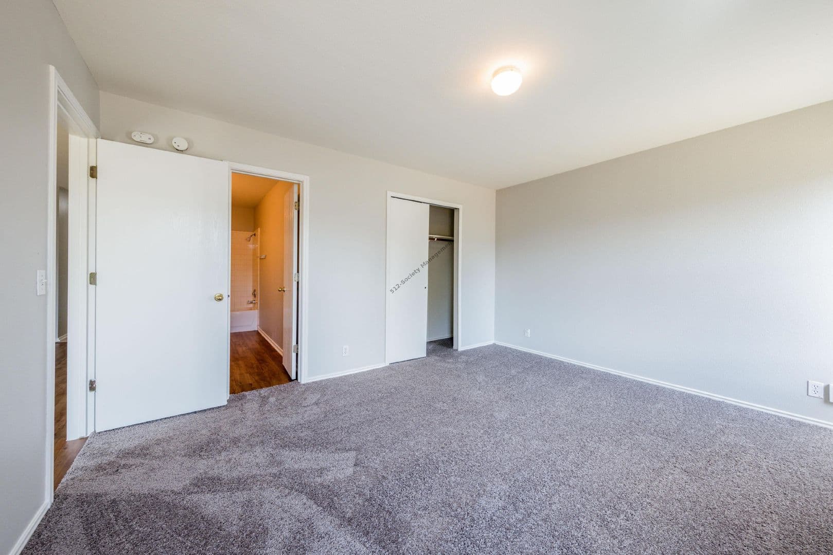 Austin House: 15102 Nuttall Dr