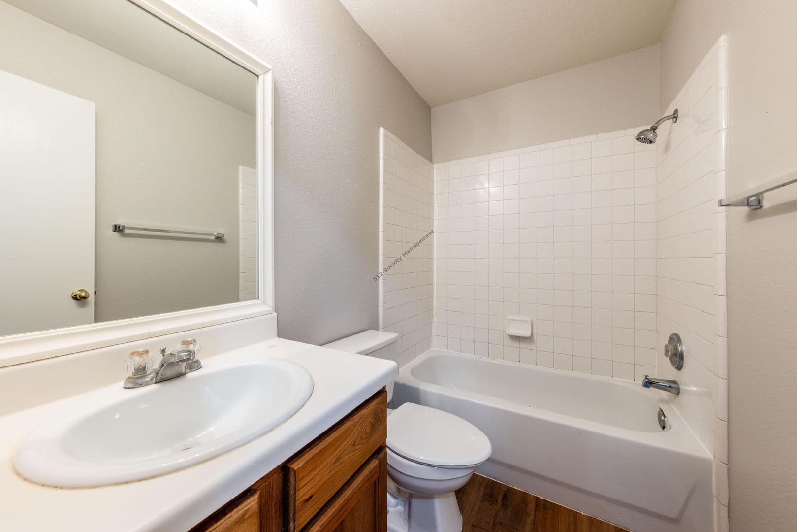 Austin House: 15102 Nuttall Dr