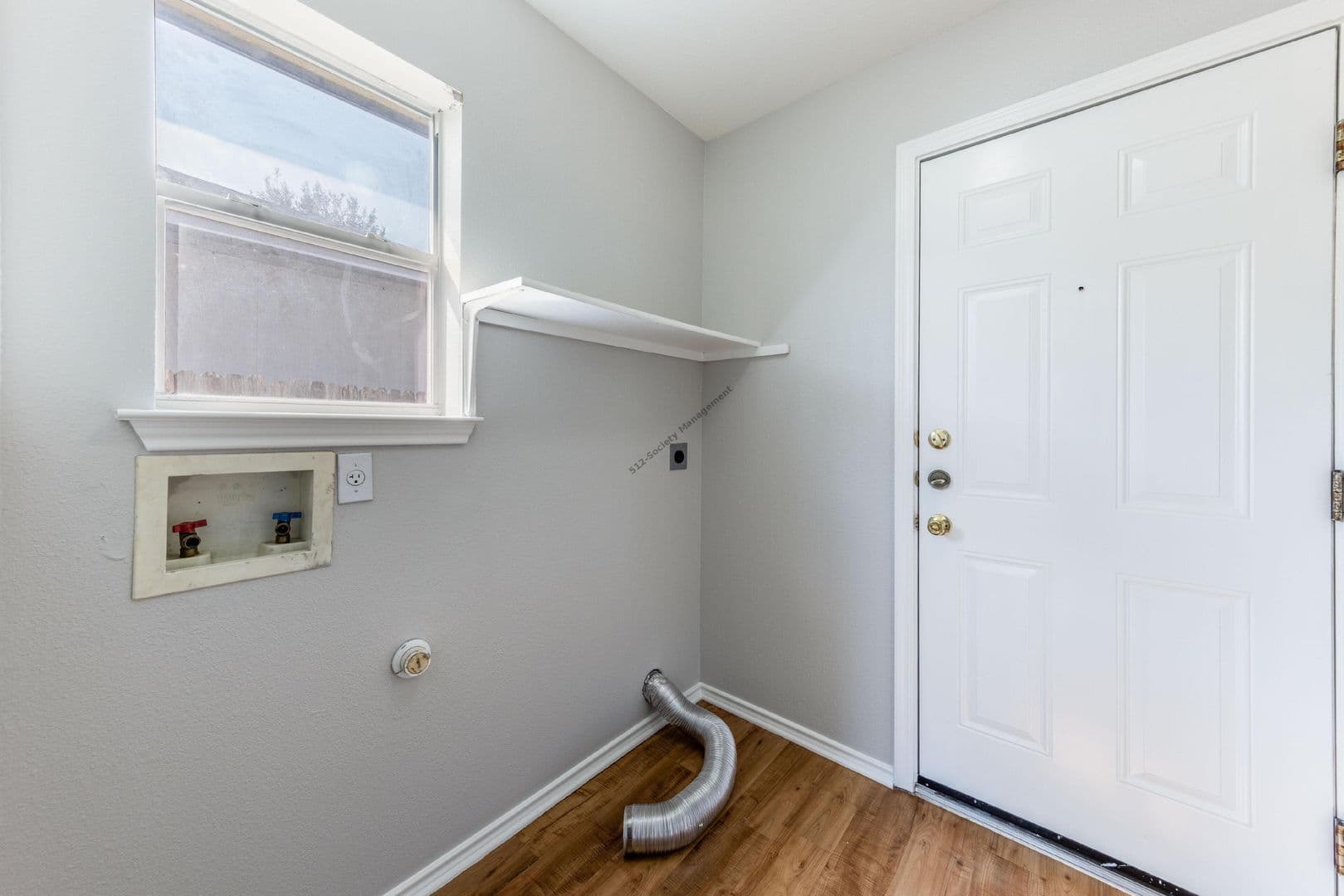 Austin House: 15102 Nuttall Dr