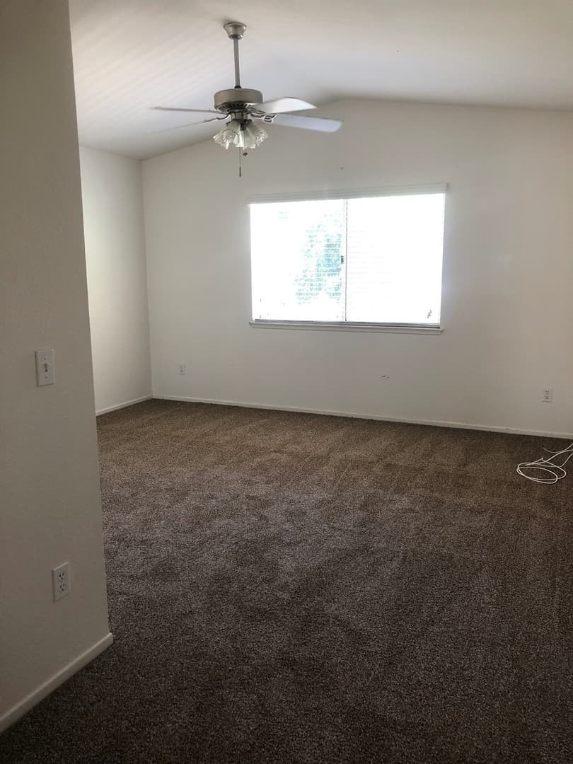 Riverside House: 19159 Broken Bow Dr