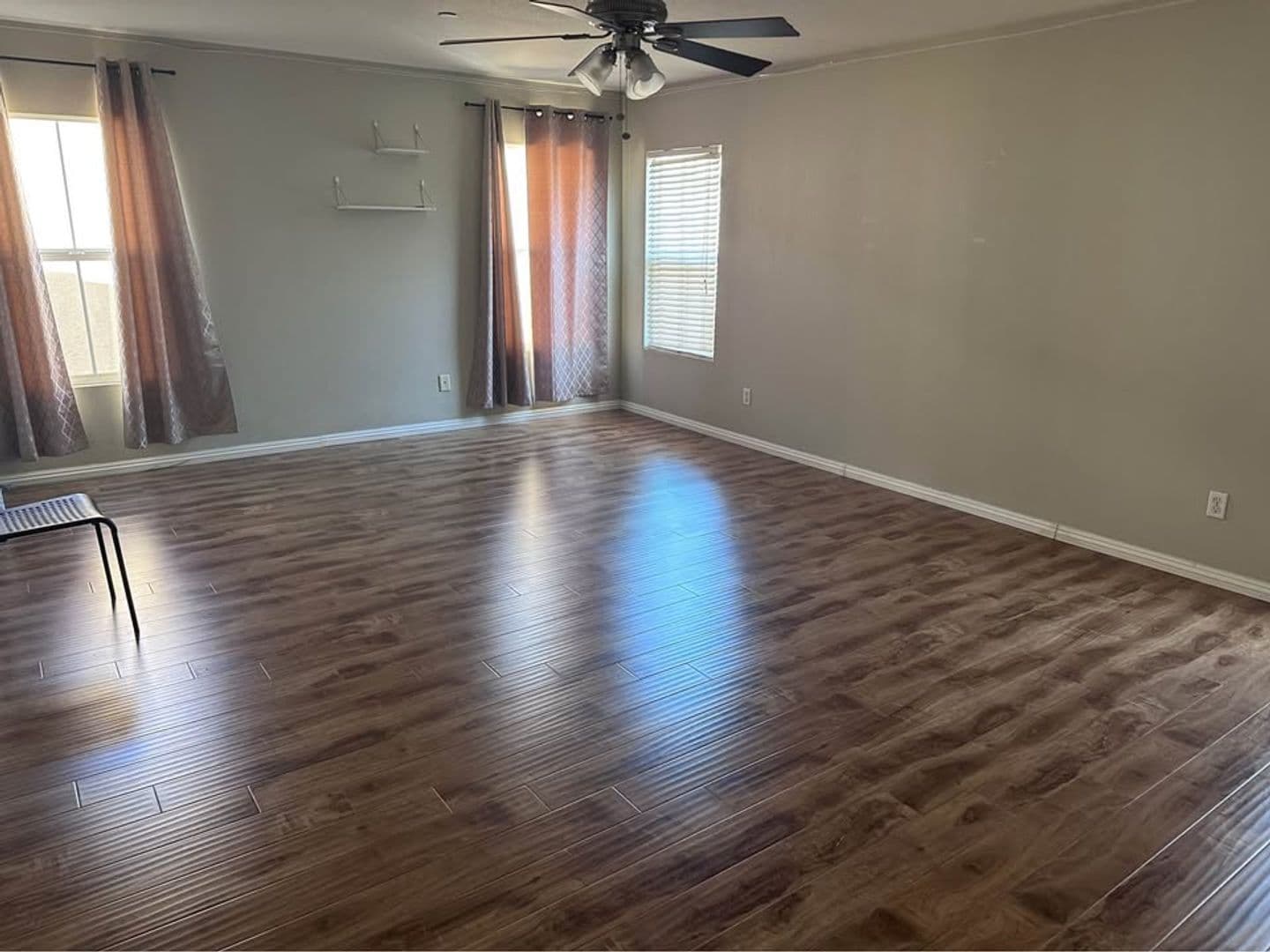 Riverside House: 4575 Bianca Way