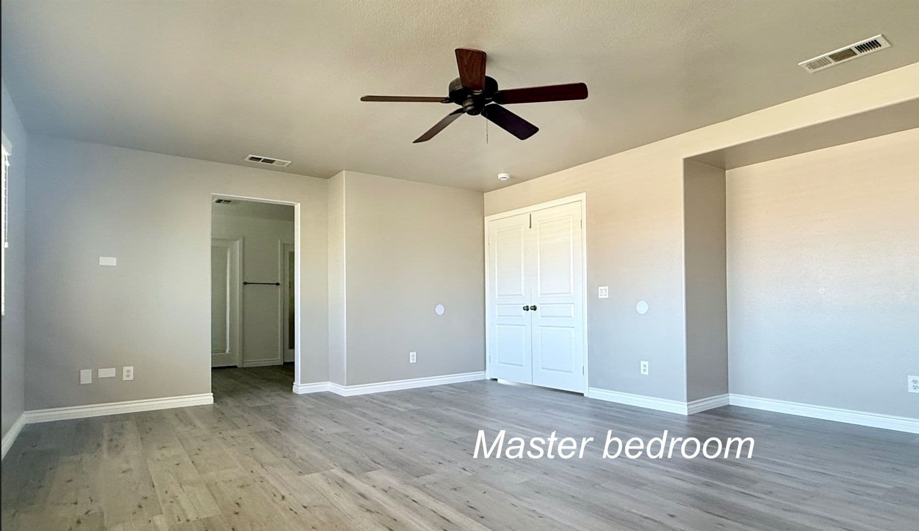Perris House: 1940 Sugar Maple Ln