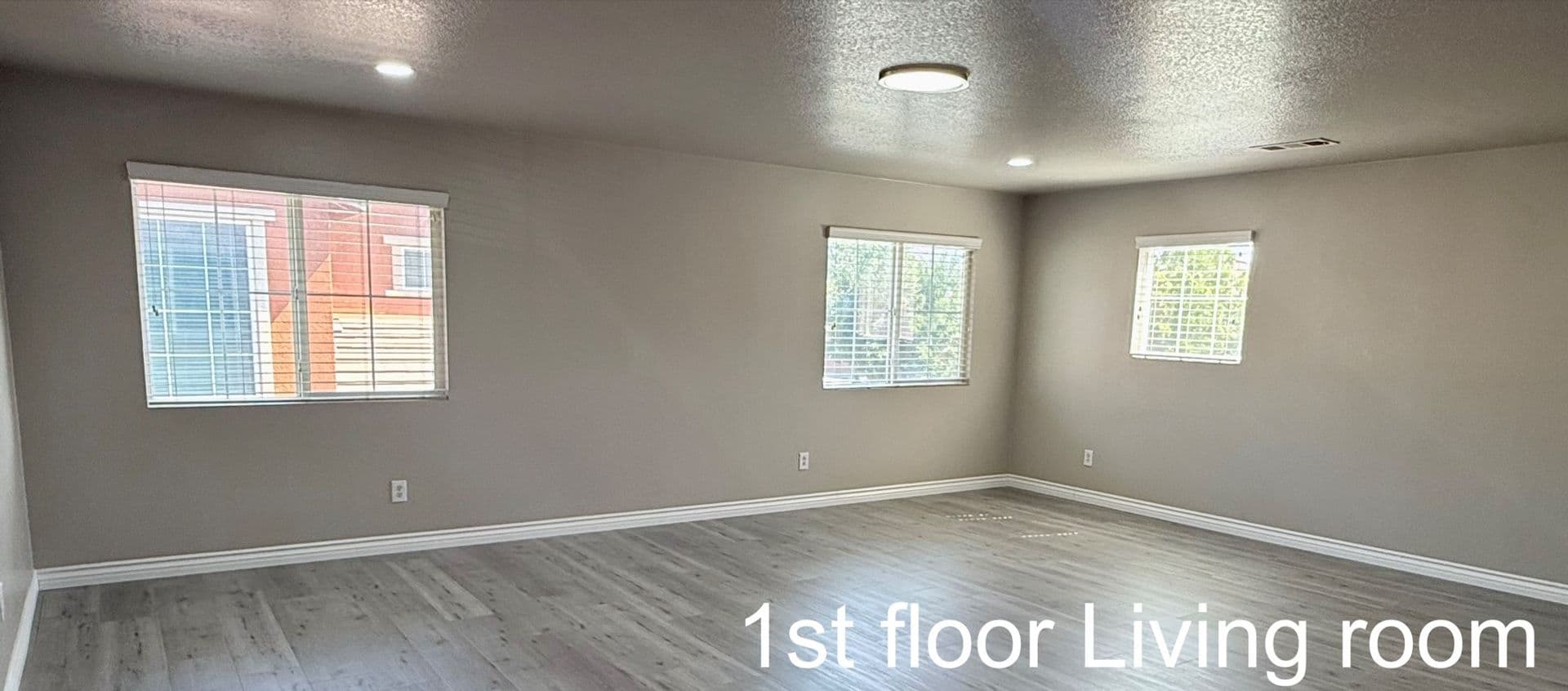 Perris House: 1940 Sugar Maple Ln