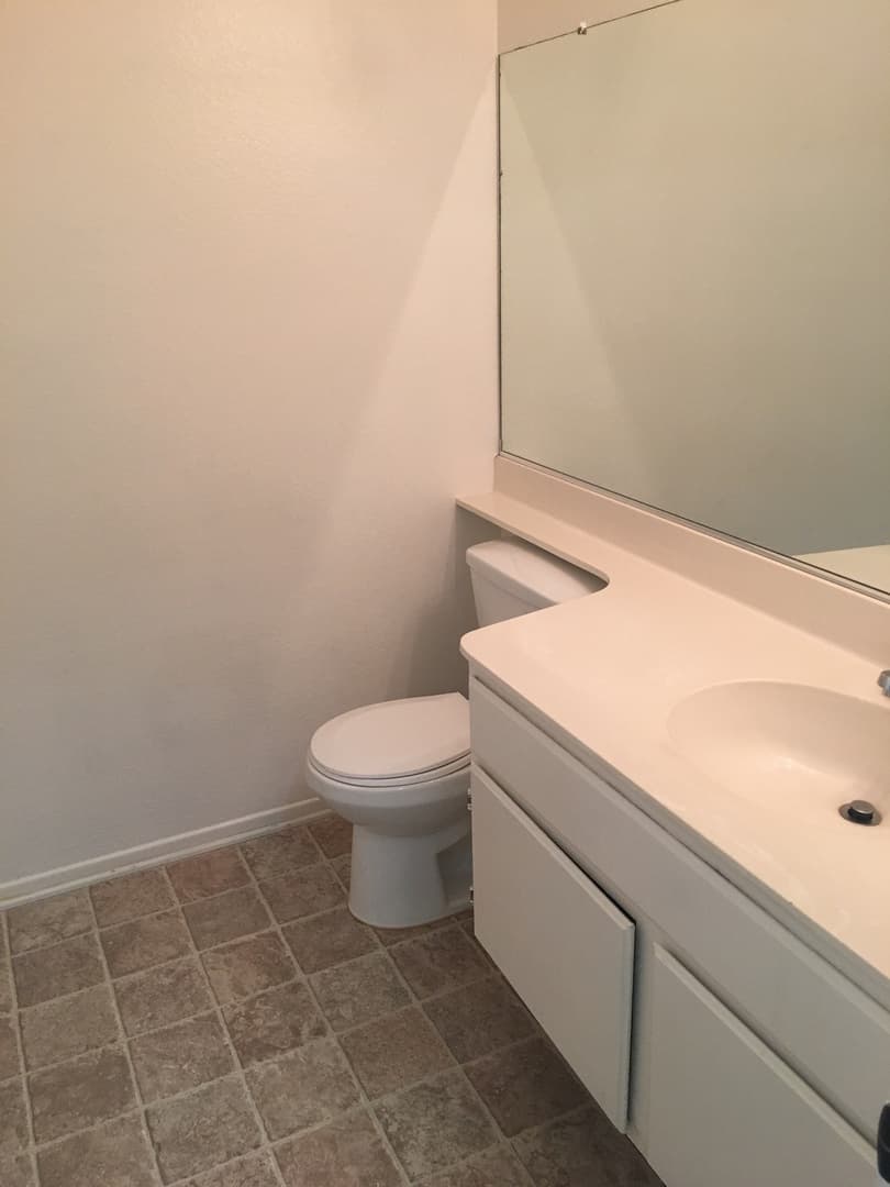 Riverside House: 19159 Broken Bow Dr