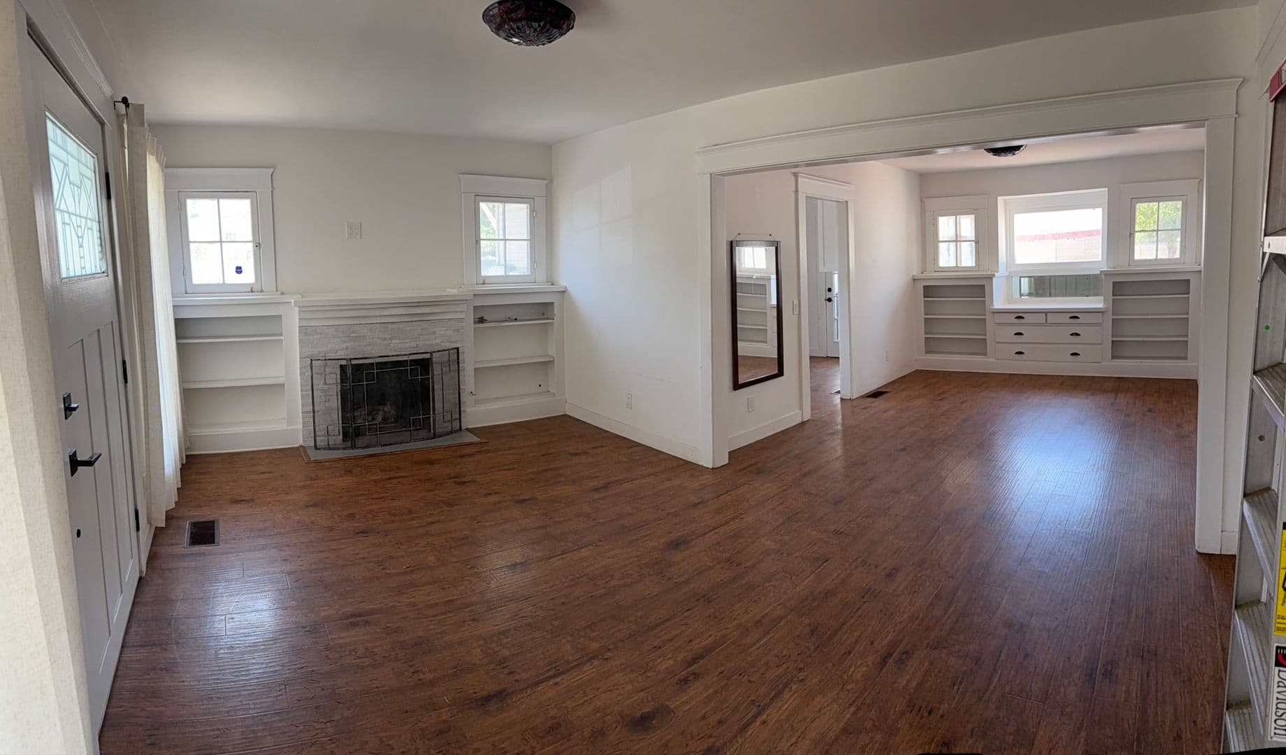 Riverside House: 3862 McKenzie Street