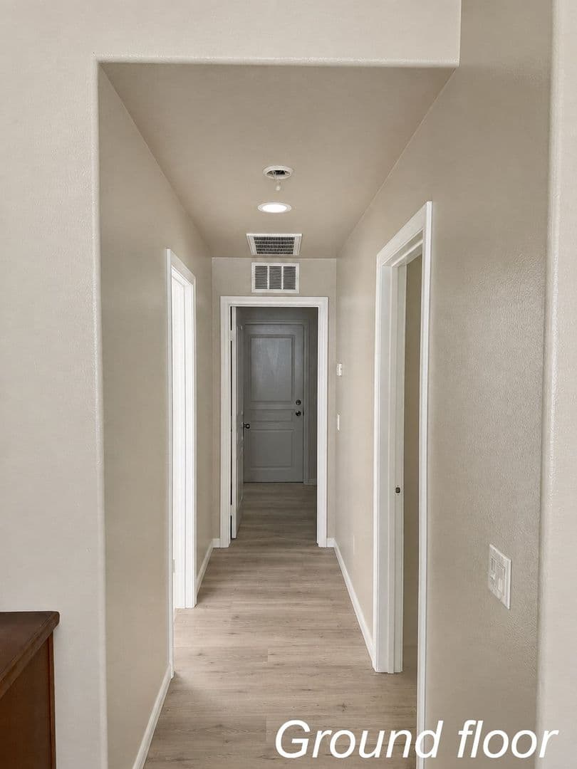 Perris House: 1940 Sugar Maple Ln