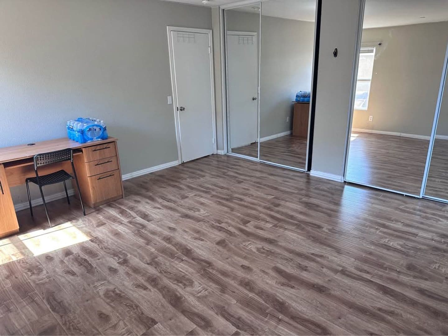 Riverside House: 4575 Bianca Way