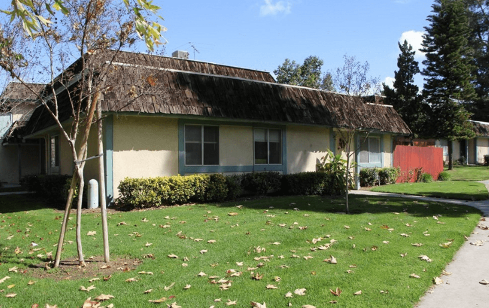 Riverside Condo: 1476 Clemson Way
