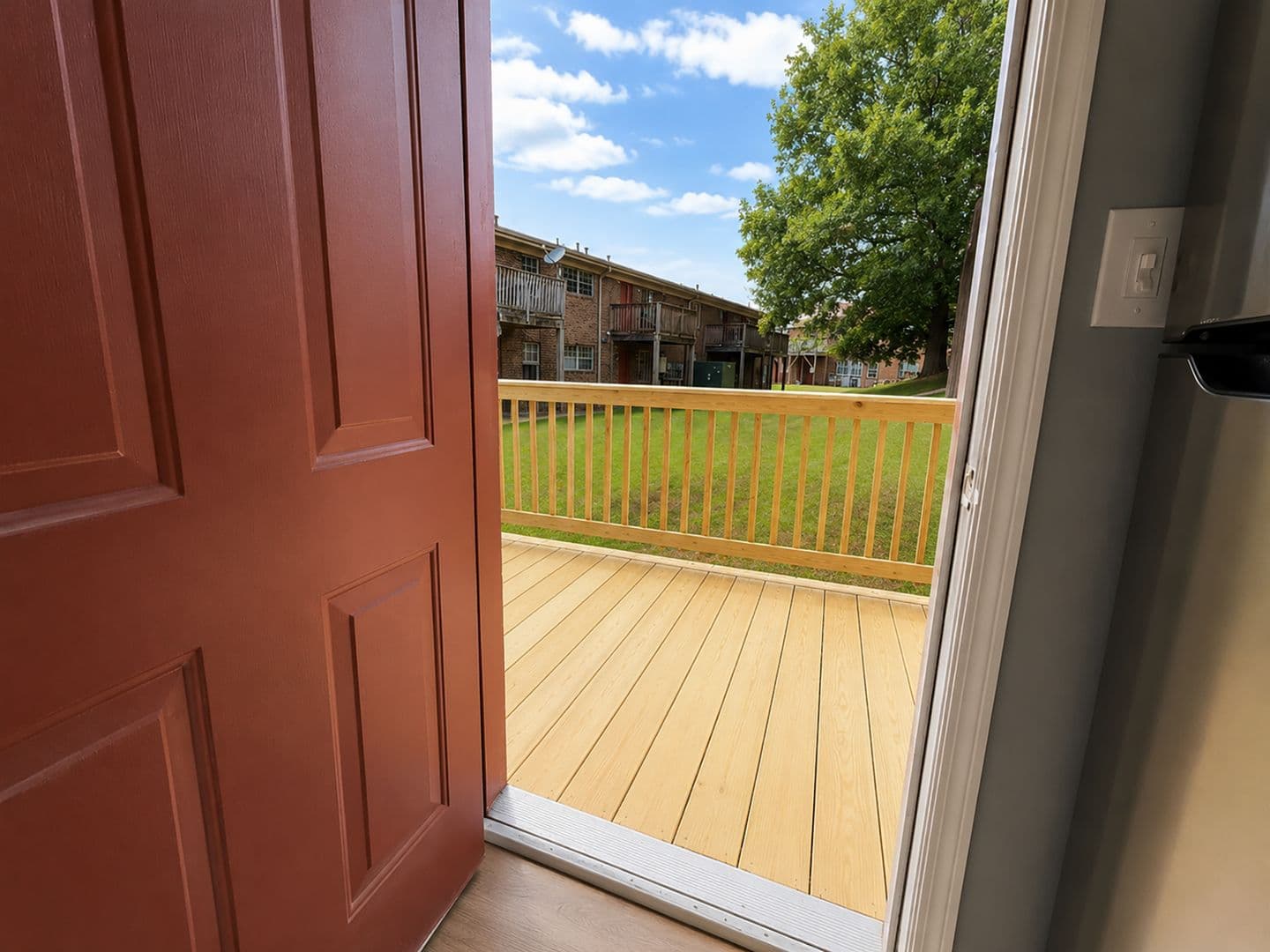 Fairfield Apartment: 412 Fairfax Drive