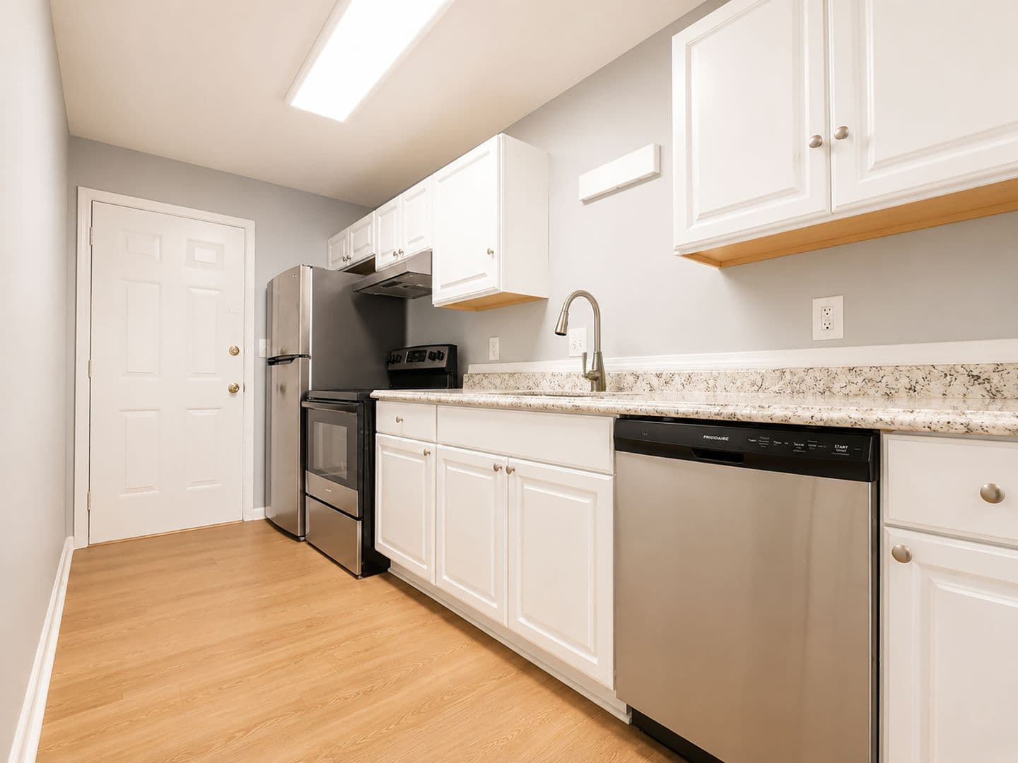 Fairfield Apartment: 412 Fairfax Drive