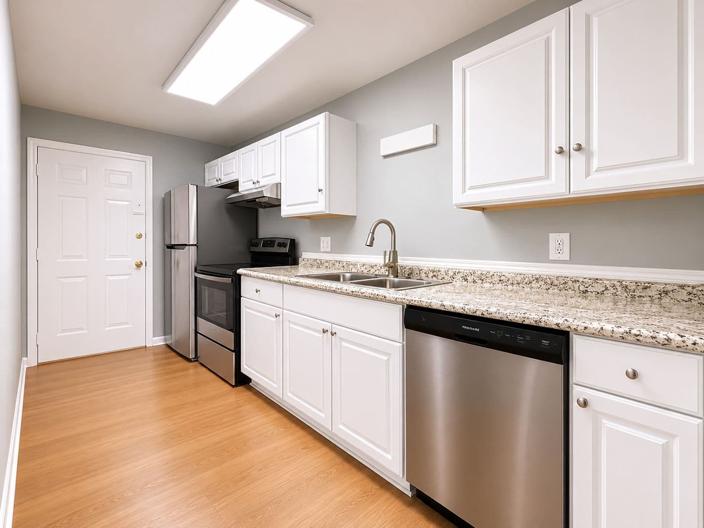 Fairfield Apartment: 412 Fairfax Drive