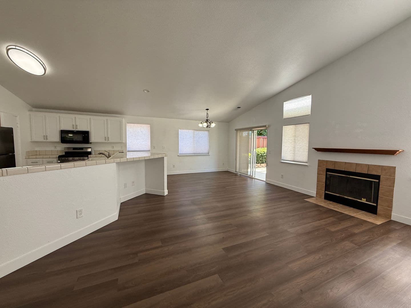 Dixon House: 1030 Windmill Dr