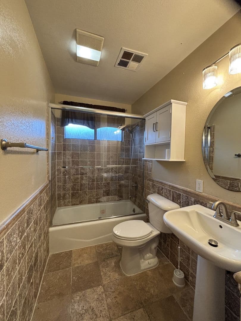 Vallejo House: 2414 Tennessee Street