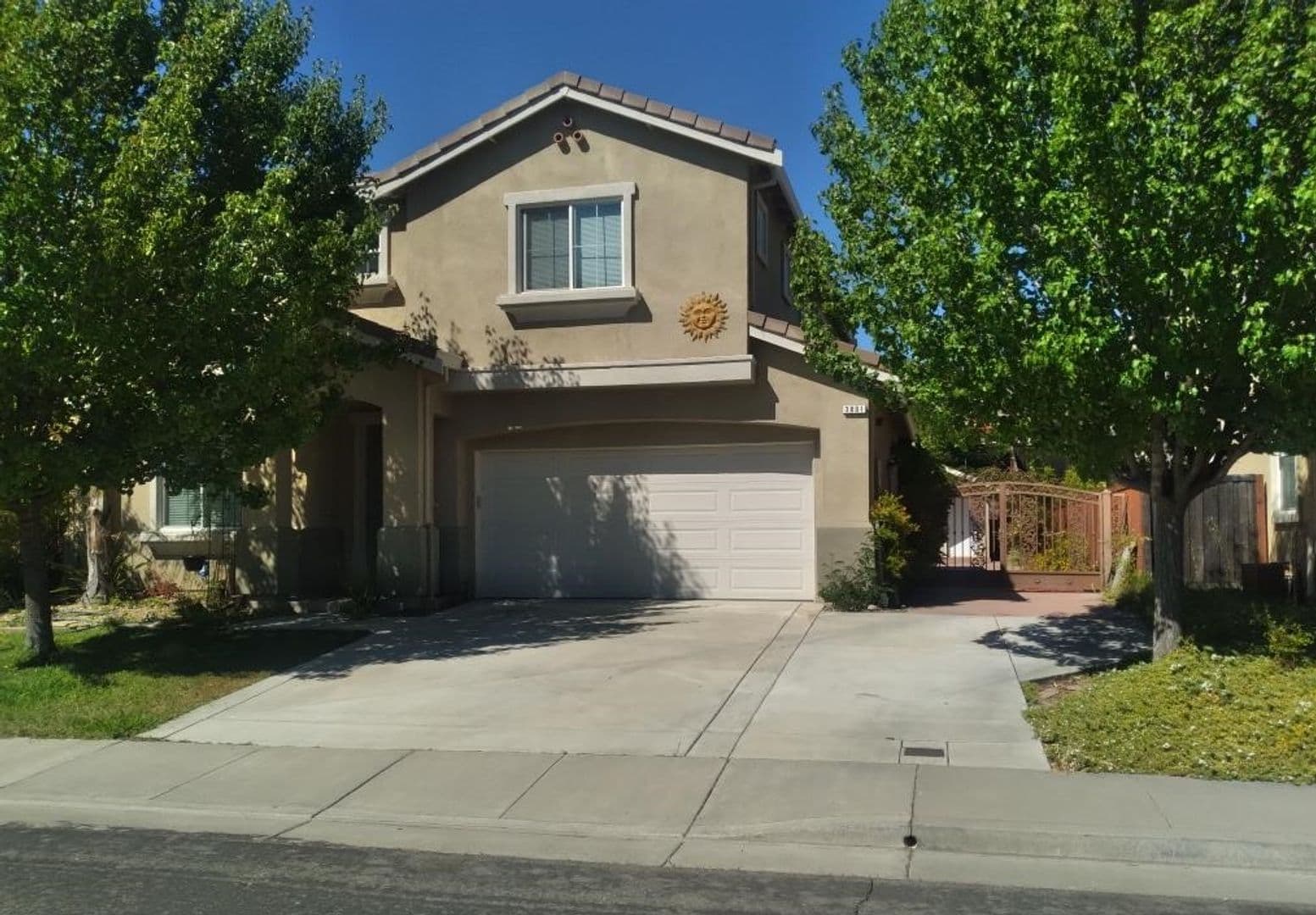 Fairfield House: 3891 Danbury Way
