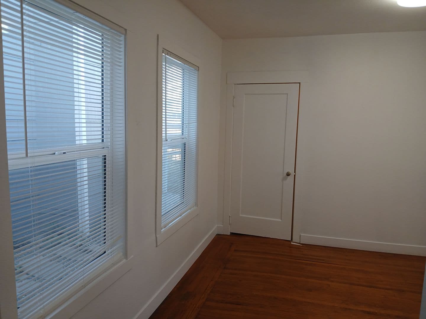 Fairfield Apartment: 801 Taylor St