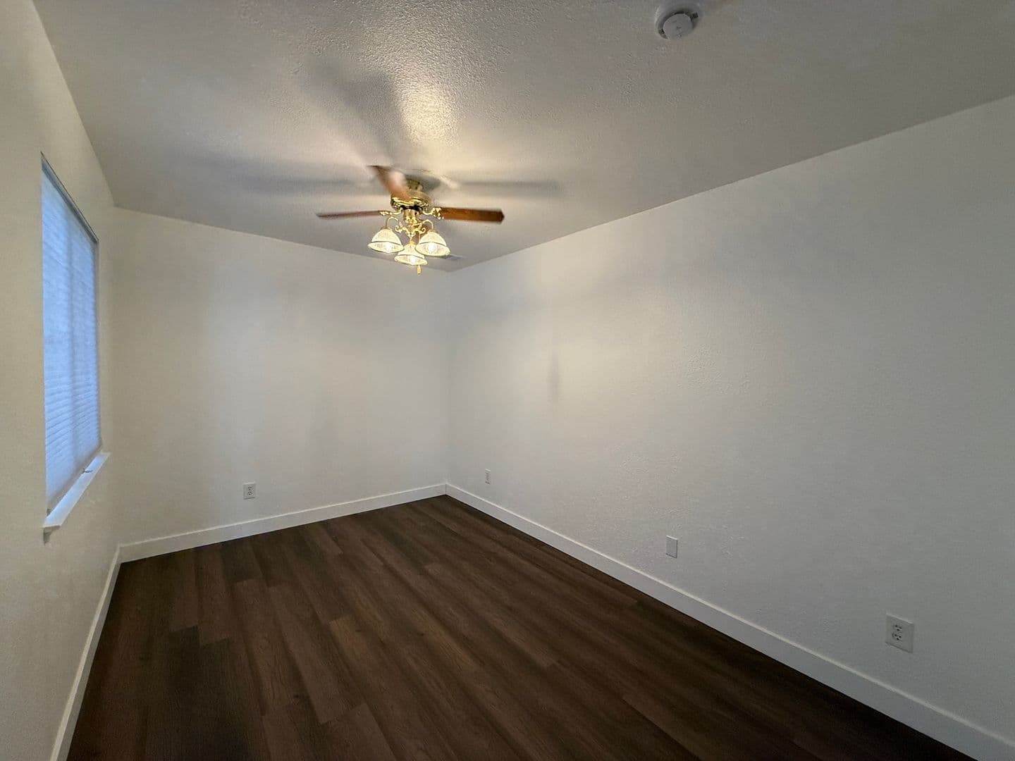 Dixon House: 1030 Windmill Dr