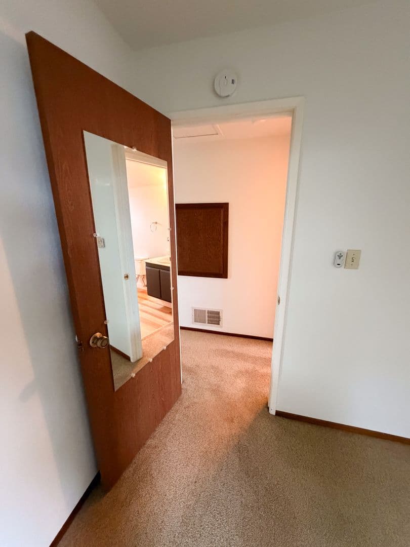 Dixon House: 950 Pembroke Way