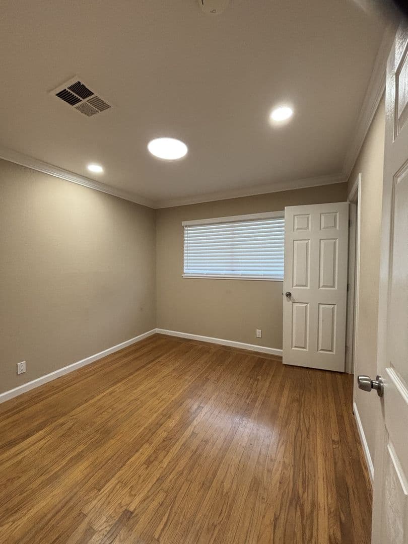 Vallejo House: 2414 Tennessee Street