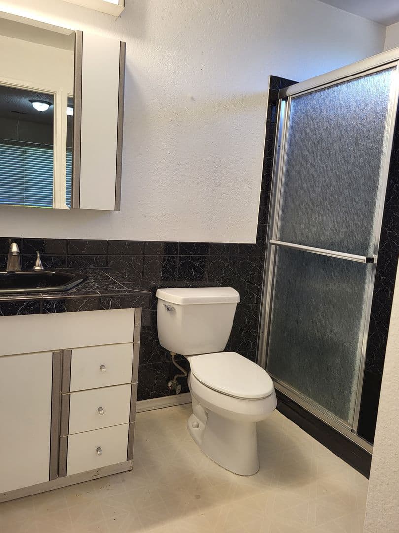 Vallejo House: 125 Serpentine Drive