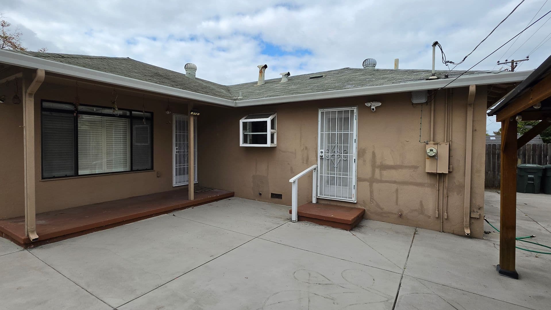 Vallejo House: 2414 Tennessee Street