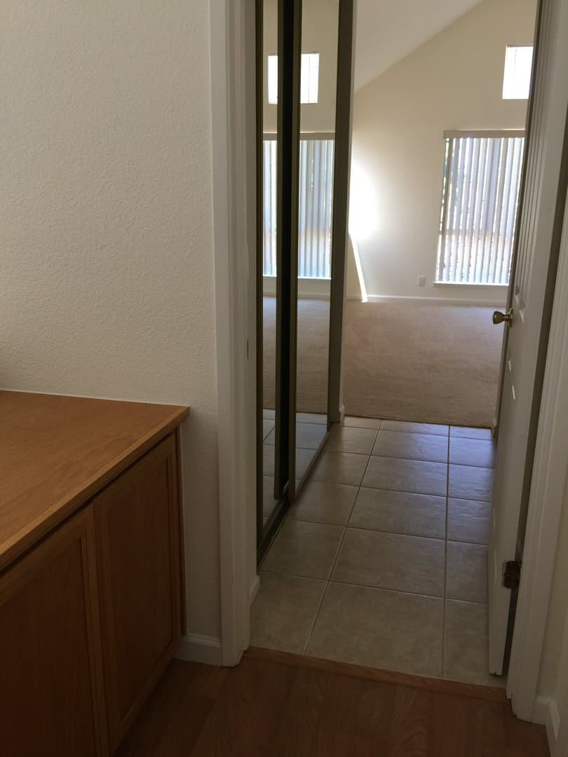 Vallejo House: 136 Ruby Ln