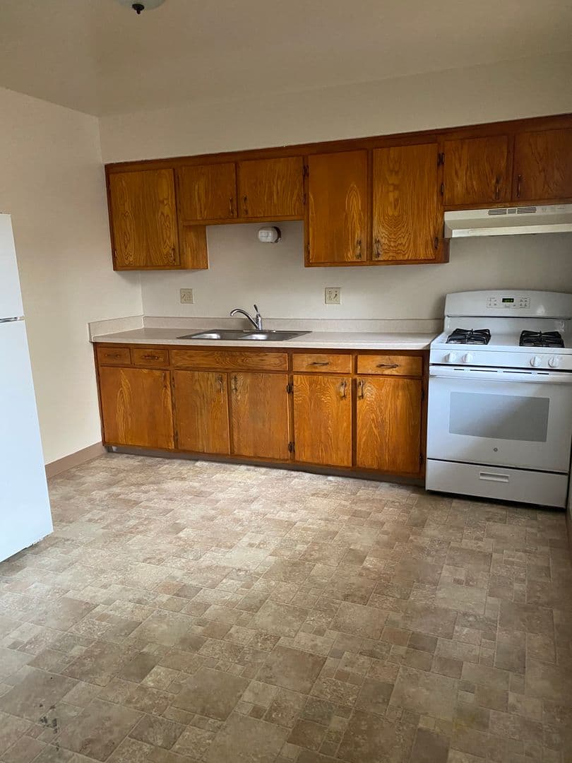 Fairfield Apartment: 1235 Ohio St