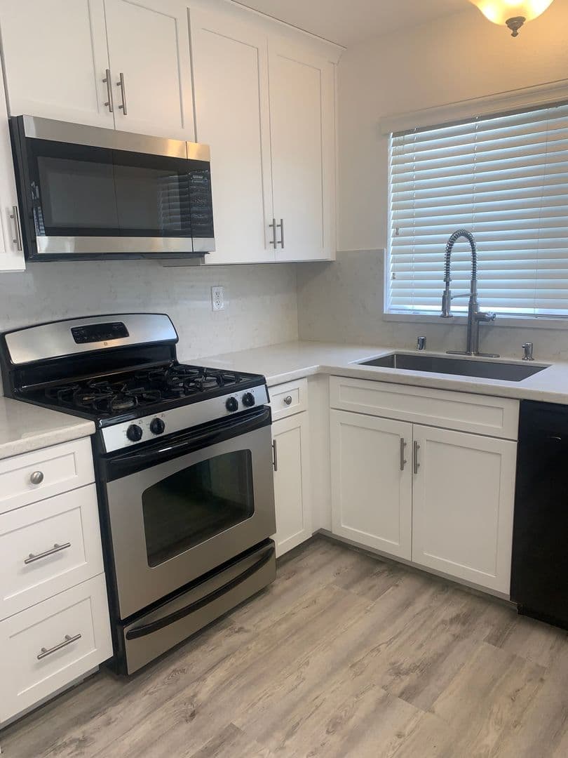 Fairfield House: 2618 Valley Oak Way