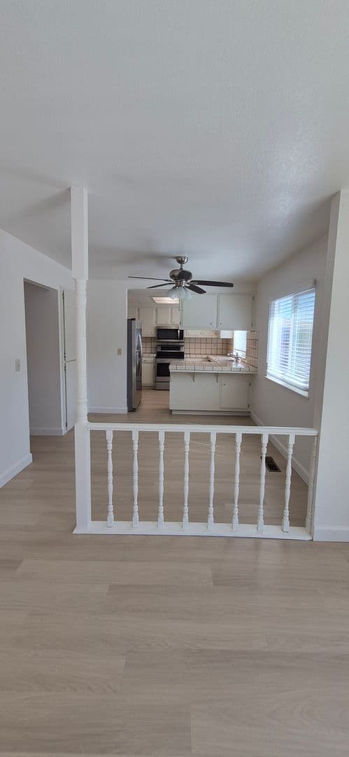 Fairfield House: 5023 Oakbrook Cir