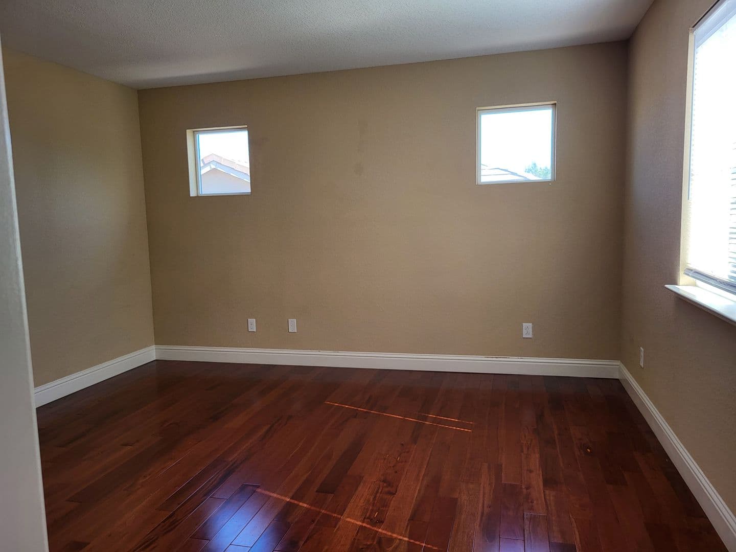 Fairfield House: 3891 Danbury Way