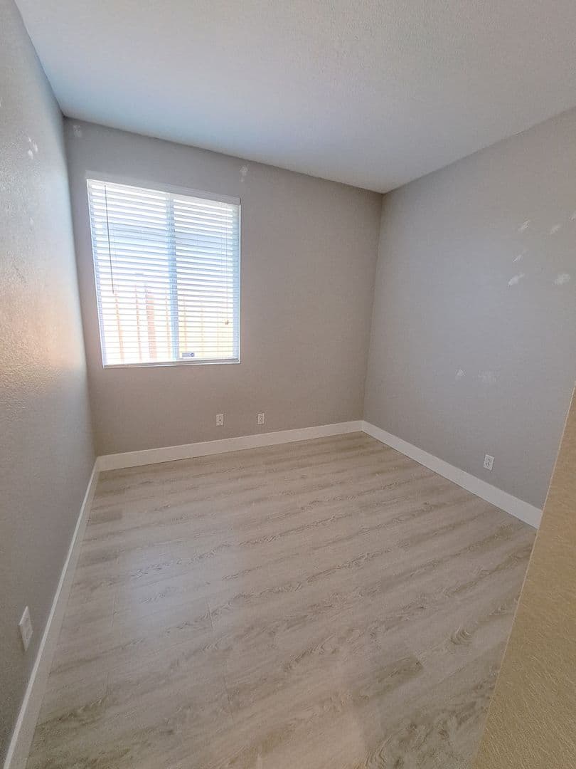 Vacaville House: 472 Somerville Circle