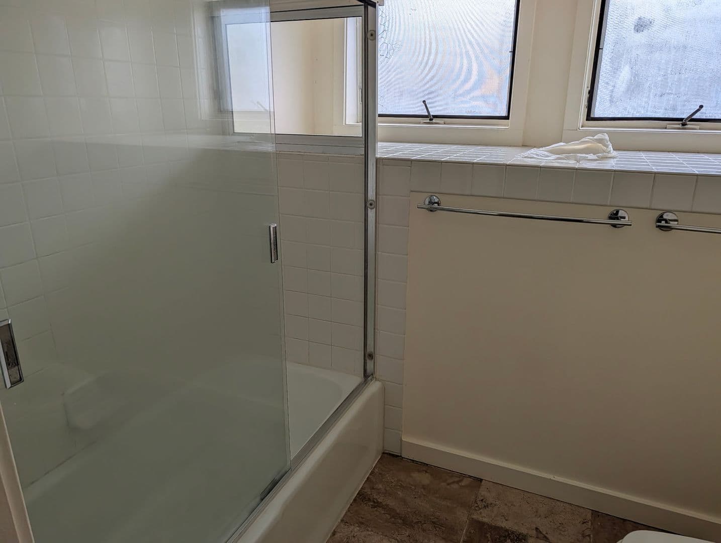 Vallejo Apartment: 214 Kentucky Street