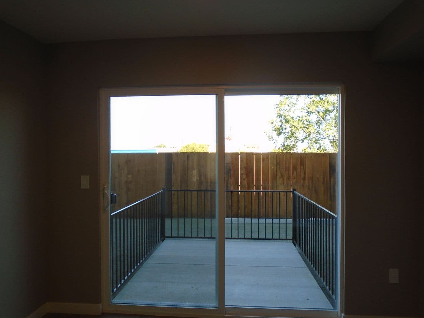 Vallejo Apartment: 2401 Broadway Street