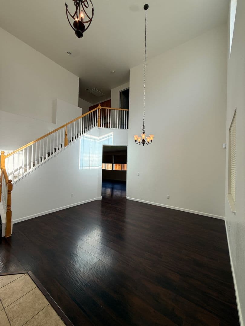 Fairfield House: 2429 Flatley Circle