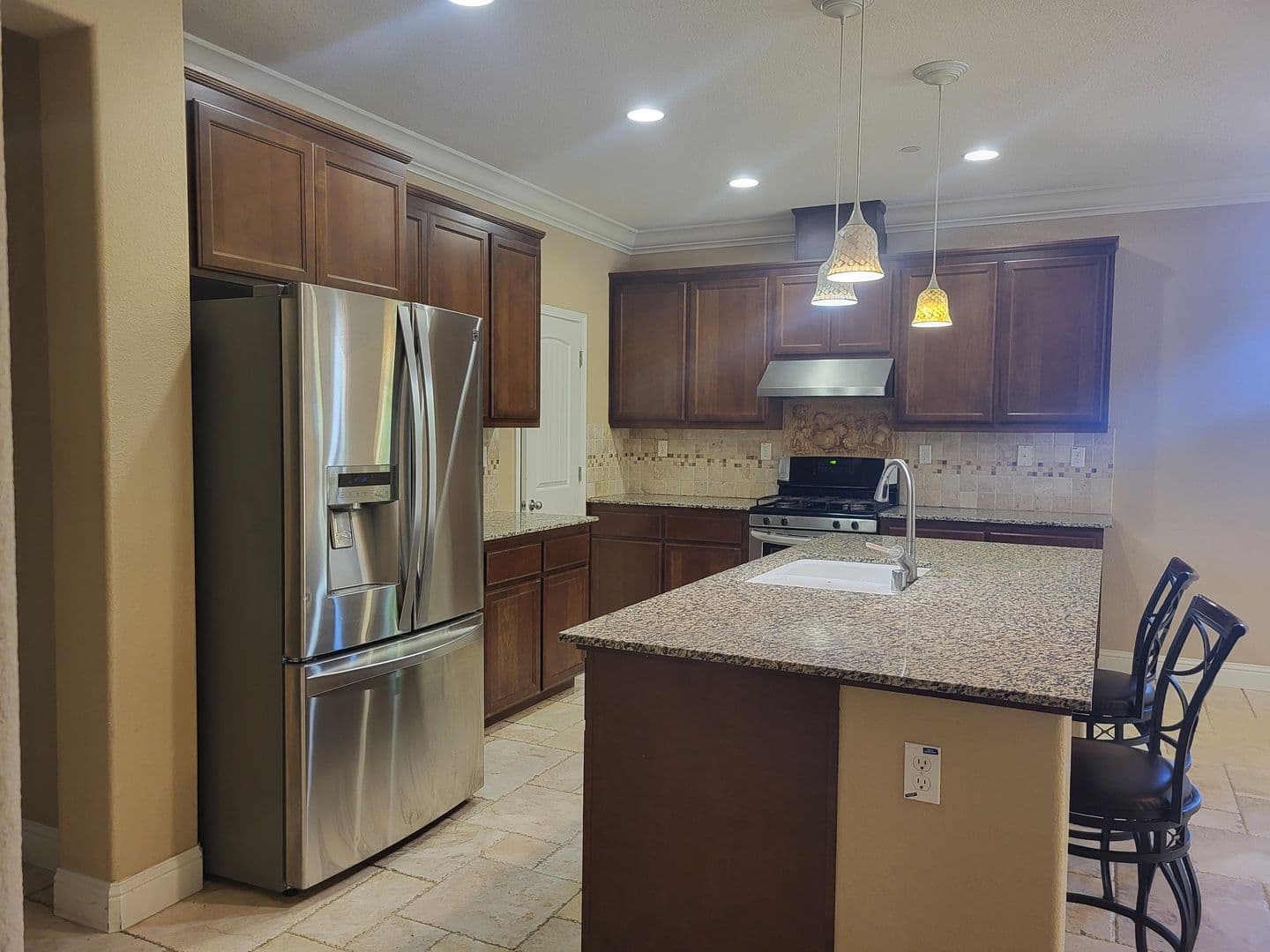 Fairfield House: 3891 Danbury Way