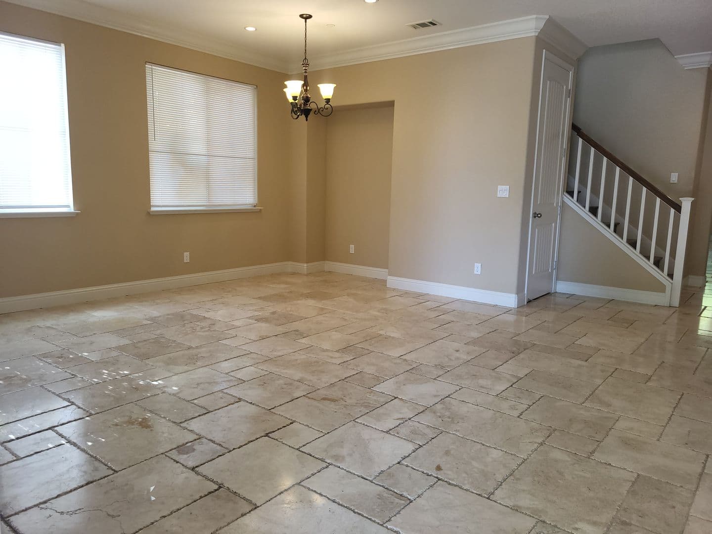 Fairfield House: 3891 Danbury Way