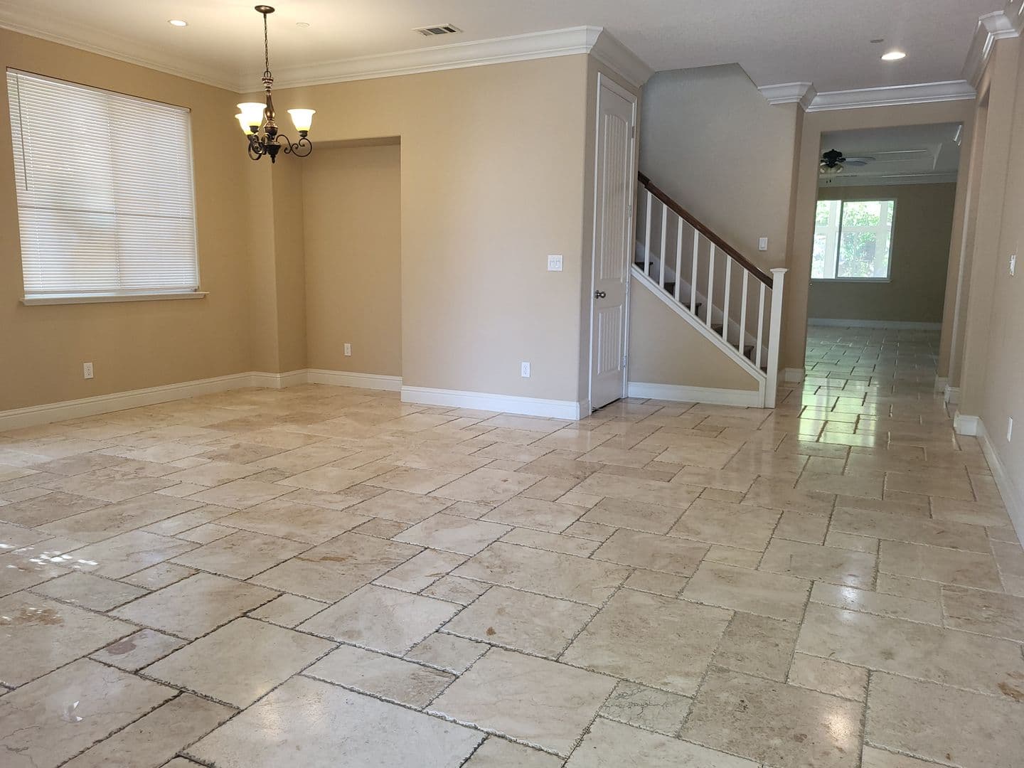 Fairfield House: 3891 Danbury Way