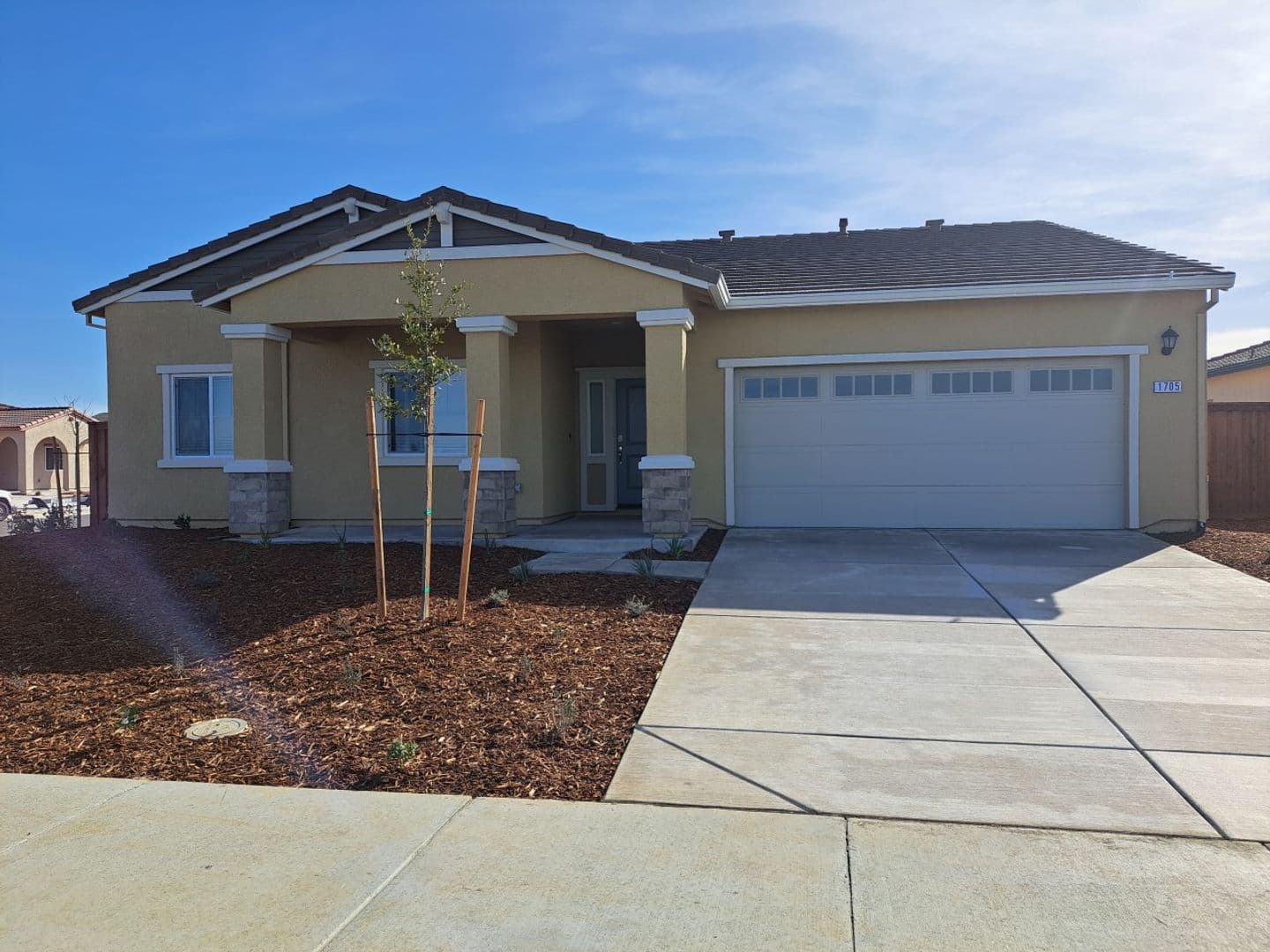Dixon House: 1705 Butterfly Lane