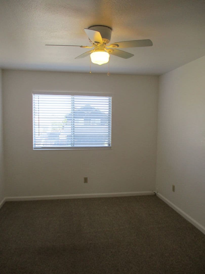 Fairfield House: 2618 Valley Oak Way